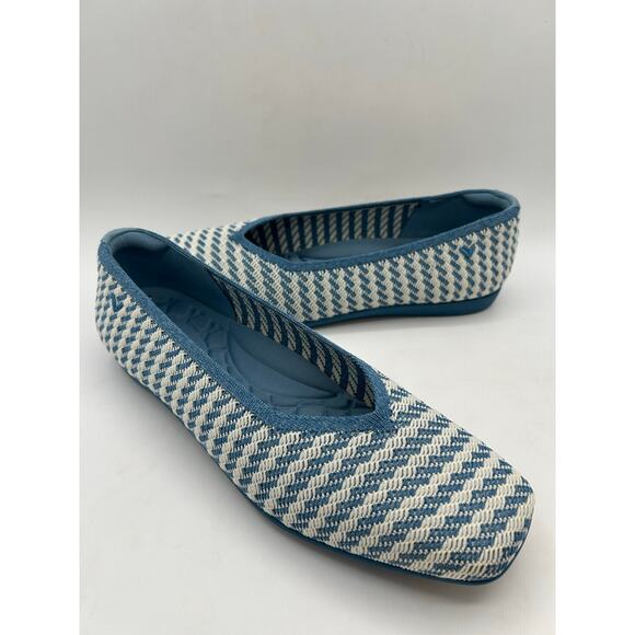 VIVAIA Margot Walker Lightweight Square-Toe V-Cut Ballot Flats Size 39.5 NEW - Picture 3 of 8